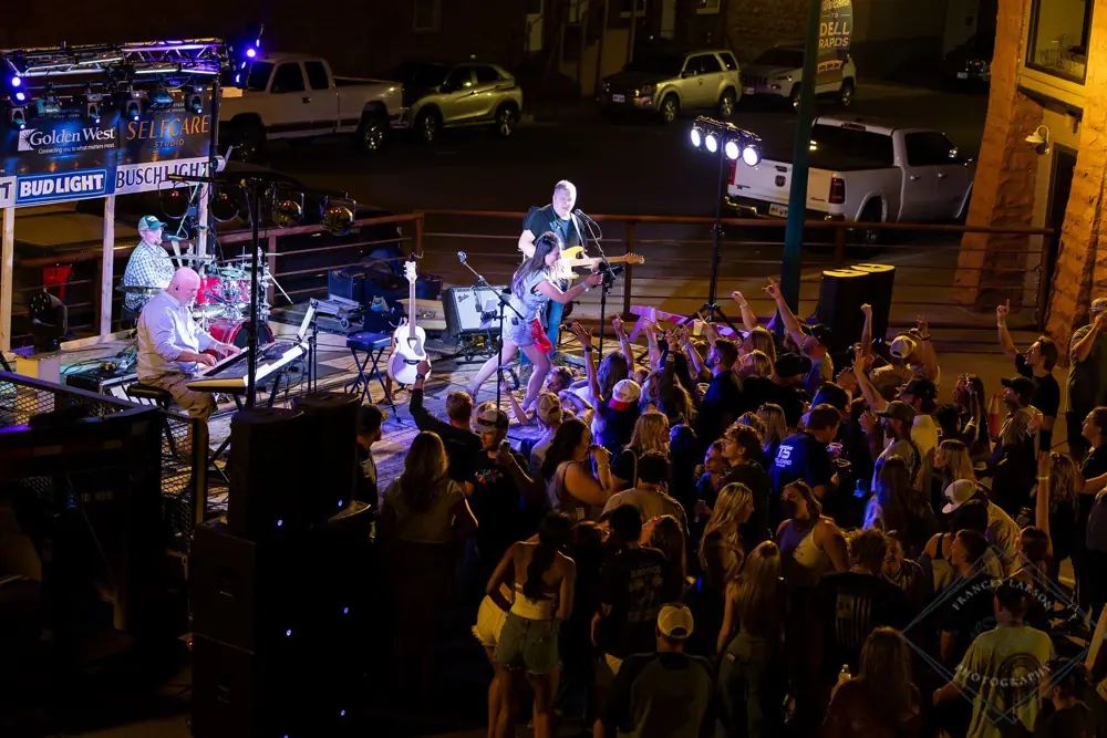 Packed Street Dance crowd in front of the stage at Quarry Days